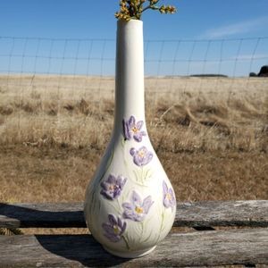 Vintage 1980's Ceramic Tear Drop Bud Vase with painted flowers